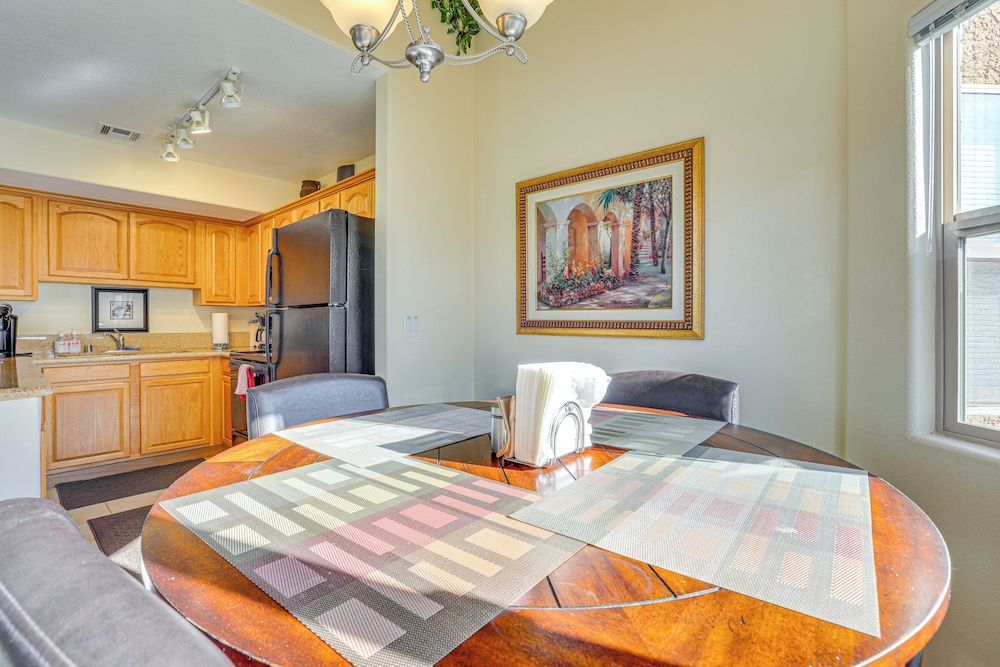 Resort Pool and Spa Access Mesquite Condo - photo 17