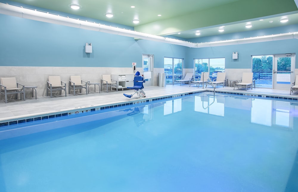 Holiday Inn Express & Suites Lexington W Versailles by IHG - photo 6