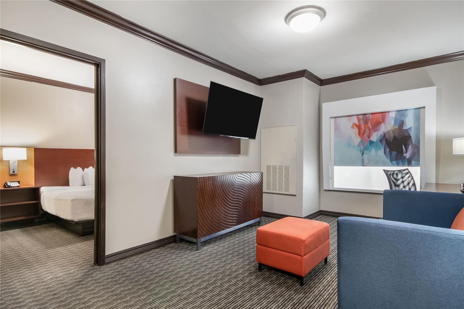 Hawthorn Suites by Wyndham Lubbock - photo 34