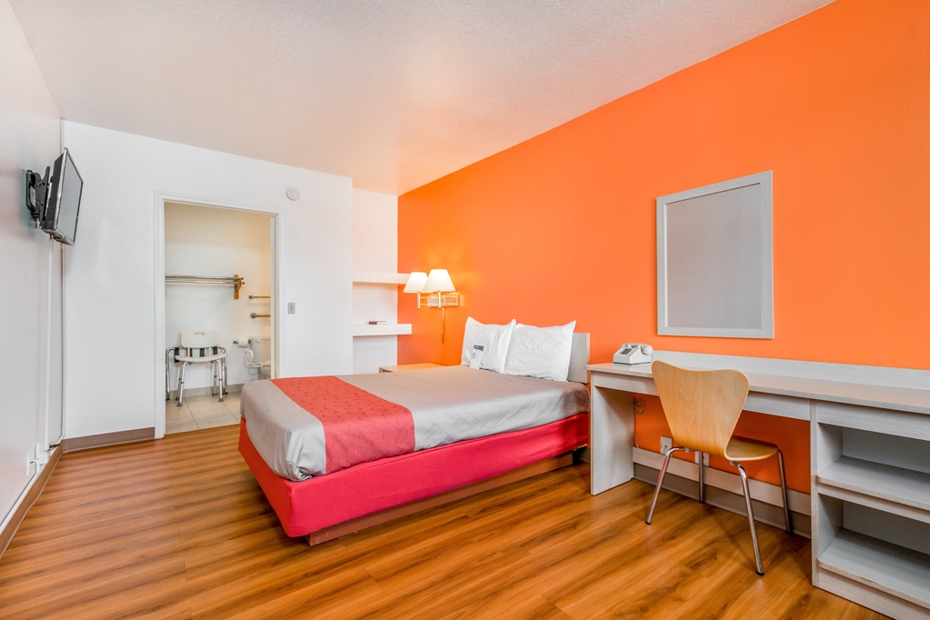 Motel 6 Van Horn TX - photo 13