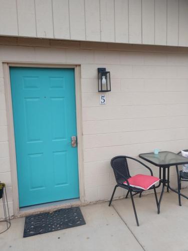 Red Rock Motel and Dam Motel - photo 110
