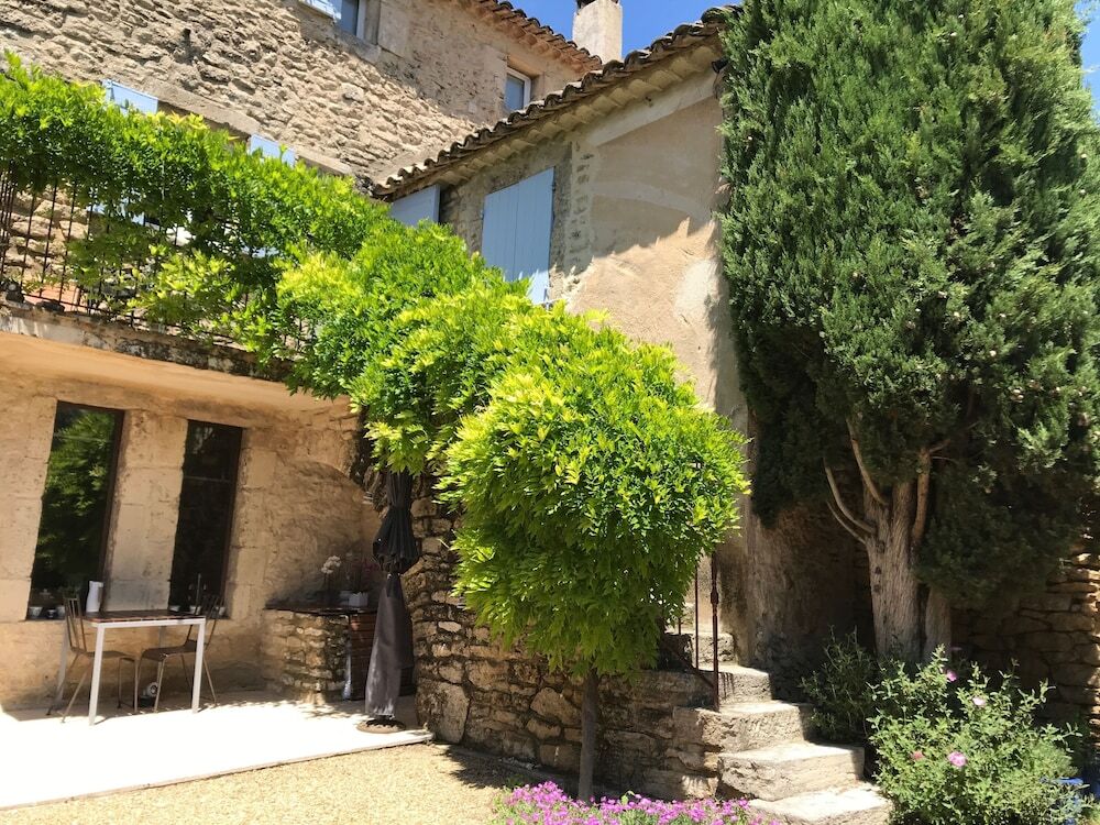 Le Moulin Des Sources — Gordes