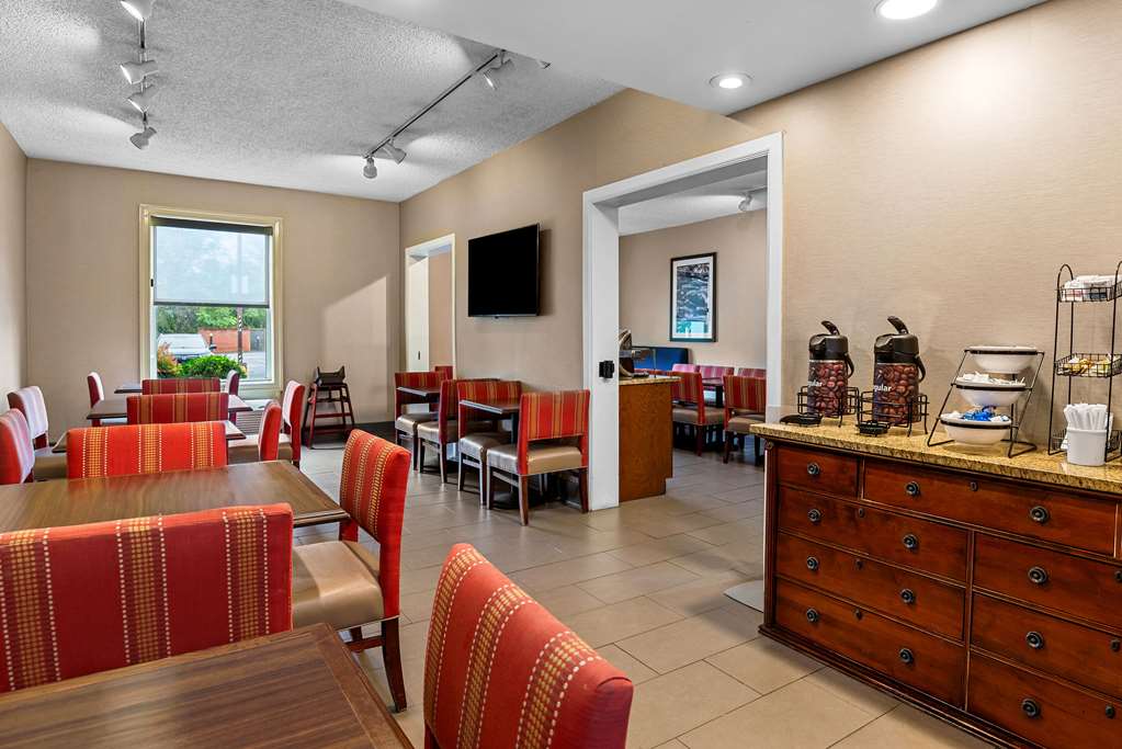 Comfort Inn & Suites Staunton - photo 32