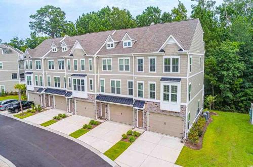Family Fun house at Barefoot Resort & Golf — 4-Star Luxury Hotel in North Myrtle Beach, United States
