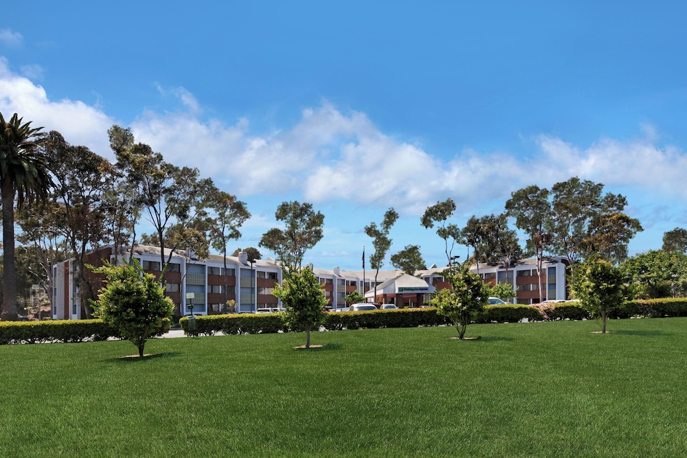 Holiday Inn Express Port Hueneme by IHG - photo 27