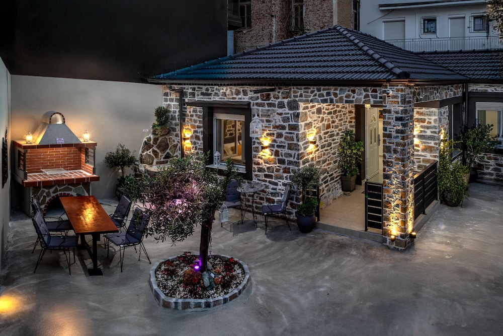 The Coastal Rock House — 4-Star Luxury Hotel in Volos, Greece