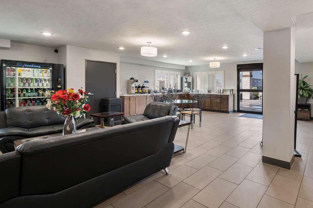 Red Lion Inn & Suites Ontario - photo 4