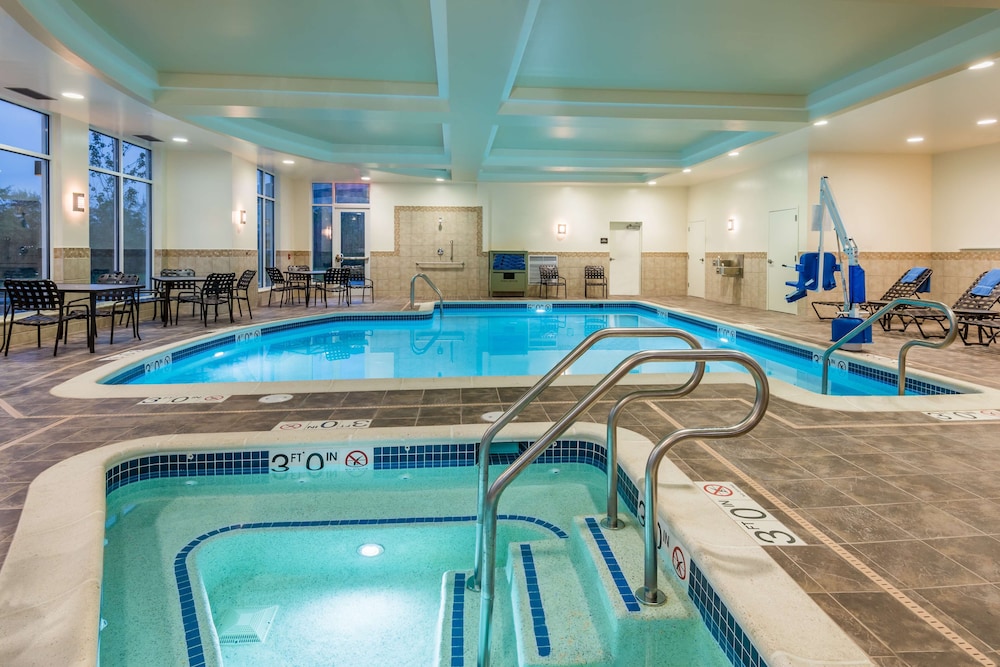 Hilton Garden Inn Wayne - photo 22