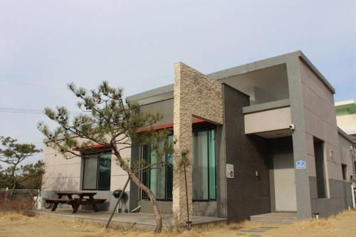 Yeoncheon The Stay and Dot in Yeoncheon, South Korea