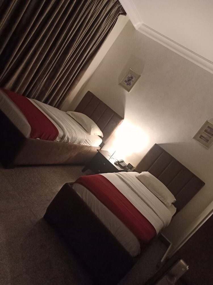 Tamrah Suites Hotel - last minute hotel in Amman