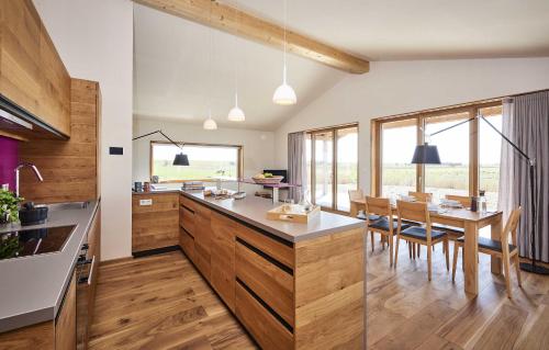 Gud Jard Lodge Nr 06 Design Ferienhaus mit exklusiver Ausstattung — 4-Star Luxury Hotel in Pellworm, Germany