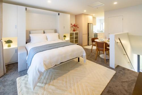 Central City Stylish Studio Living — 4-Star Luxury Hotel in Christchurch, New Zealand