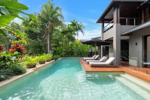 26 Beachfront Mirage — 5-Star Luxury Hotel in Port Douglas, Australia