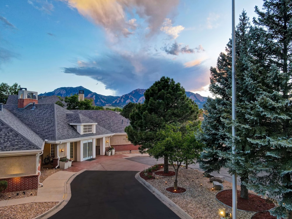 Homewood Suites by Hilton Boulder - photo 67