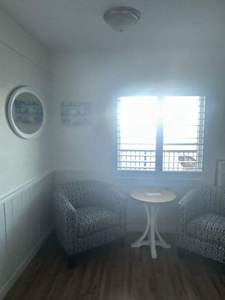 Vineyard Harbor Motel Private Beach - photo 212
