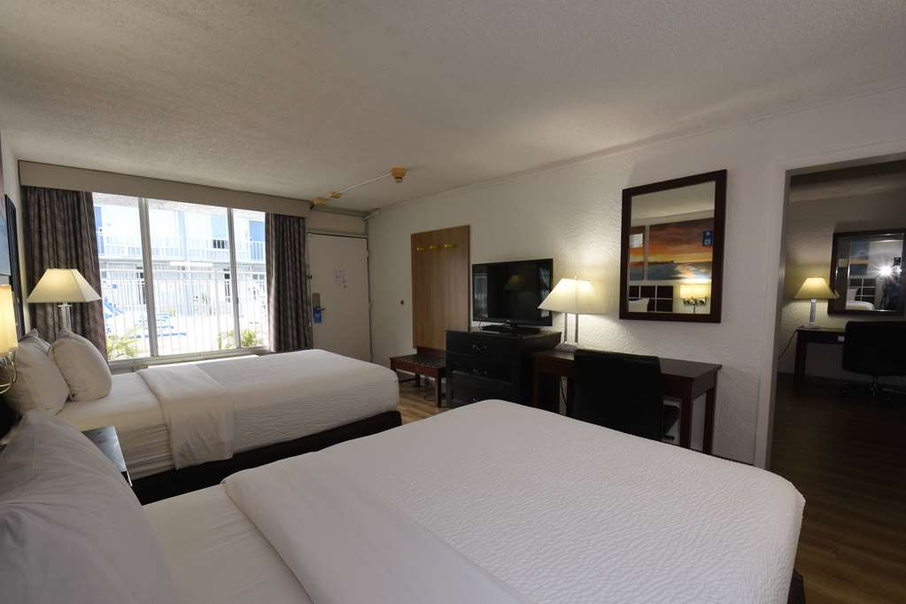 Days Inn by Wyndham Stuart - photo 12