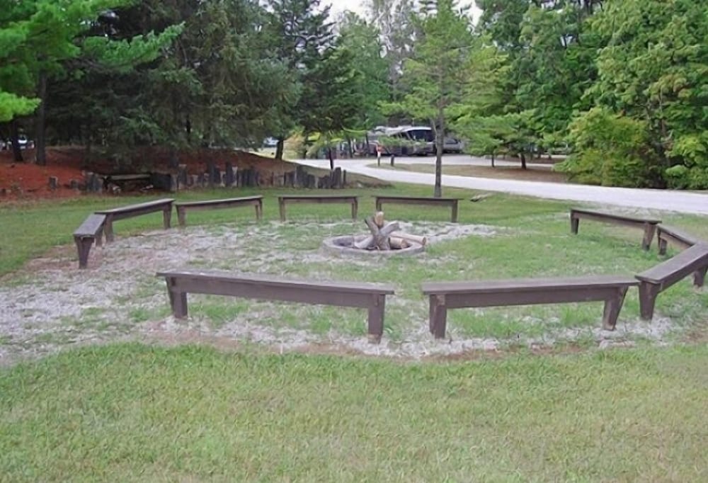 St. Clair Camping Resort - photo 12
