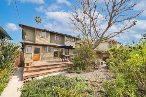 Classic Home Near Downtown & Hollywood — 4-Star Luxury Hotel in Los Angeles, United States