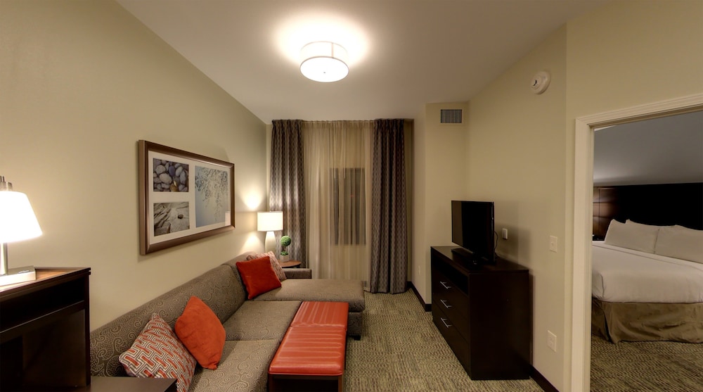 Staybridge Suites Ann Arbor Univ of Michigan by IHG - photo 10