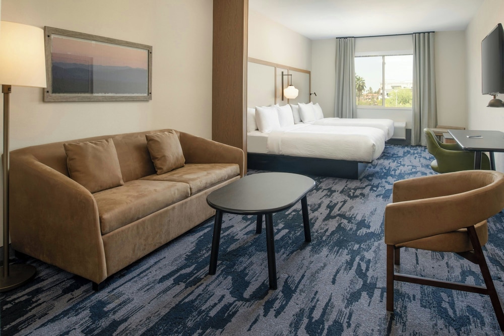 Fairfield Inn & Suites by Marriott Scottsdale Old Town - photo 10