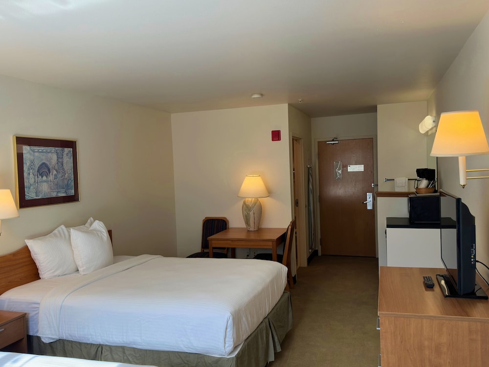 Peppermill Empress Inn - photo 31