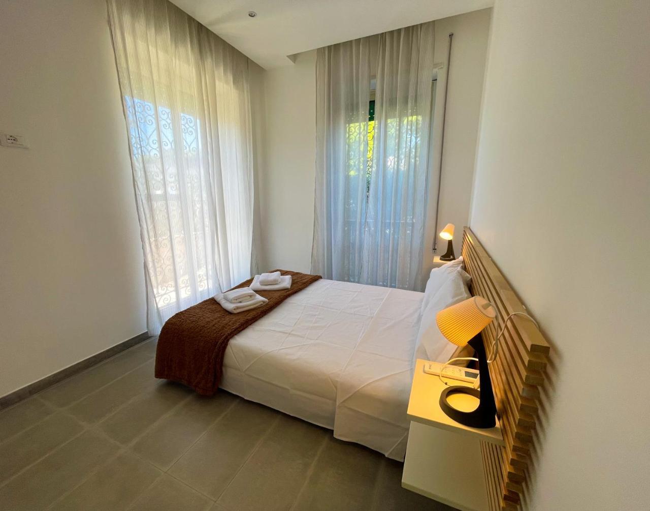K Fofo Apartment Steps From Anzio Station Beach & Town Center — 4-Star Luxury Hotel in Anzio, Italy