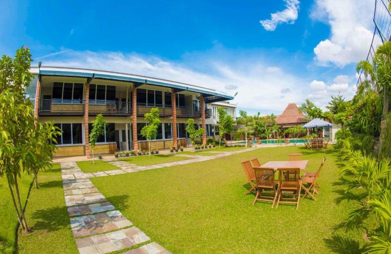 Alinson Boutique Resident in Batam, Indonesia