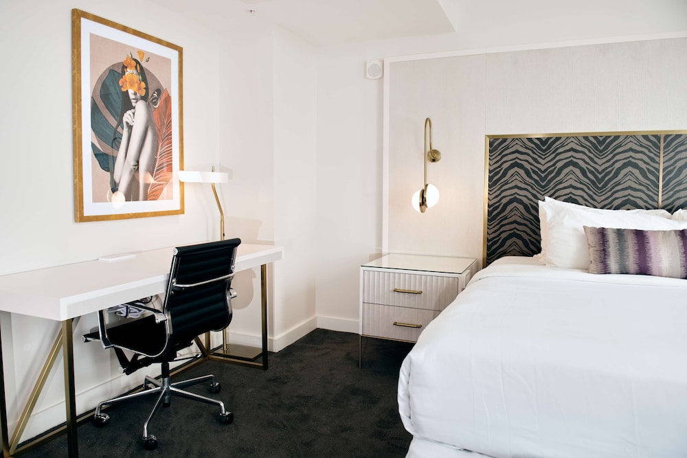 The Kelly Birmingham Tapestry Collection By Hilton - photo 22