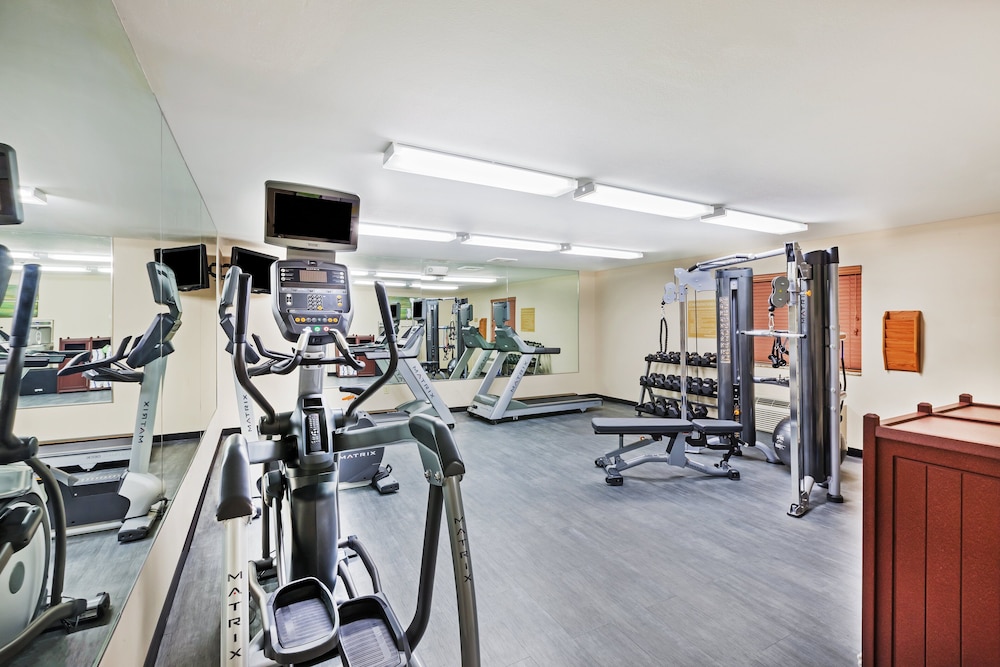 Candlewood Suites El Paso North by IHG - photo 25