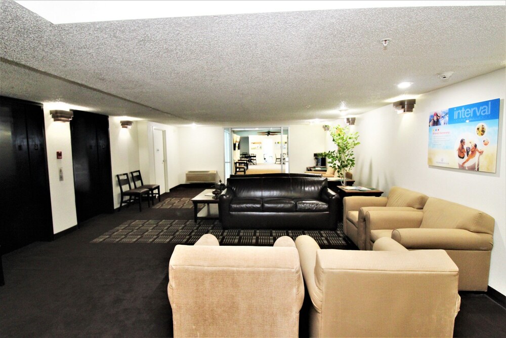 The Colonnade - photo 7