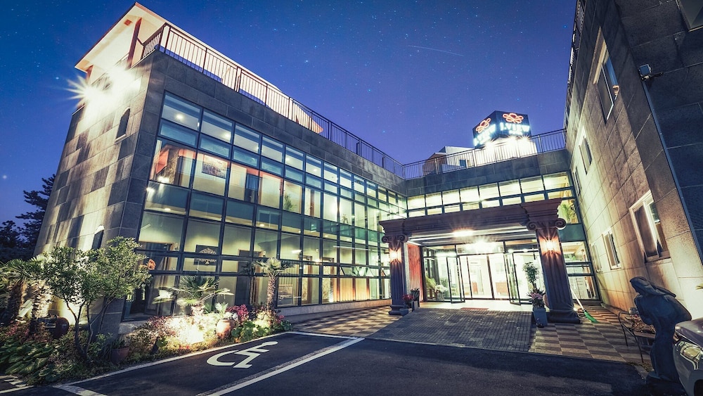 J View Hotel in Seogwipo, South Korea