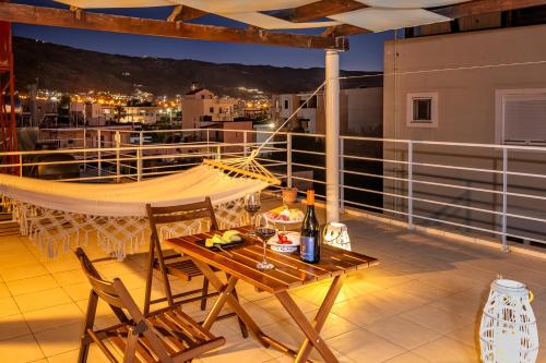 Sea Stars Cozy Suite — 4-Star Luxury Hotel in Souda, Greece