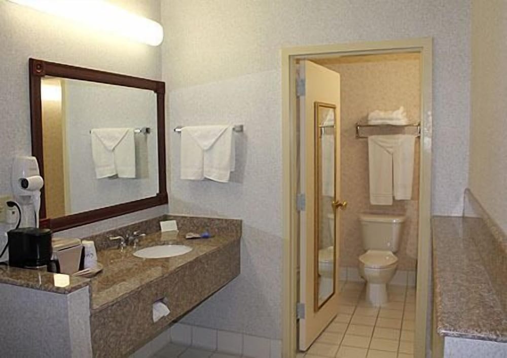Raritan Hotel - photo 18