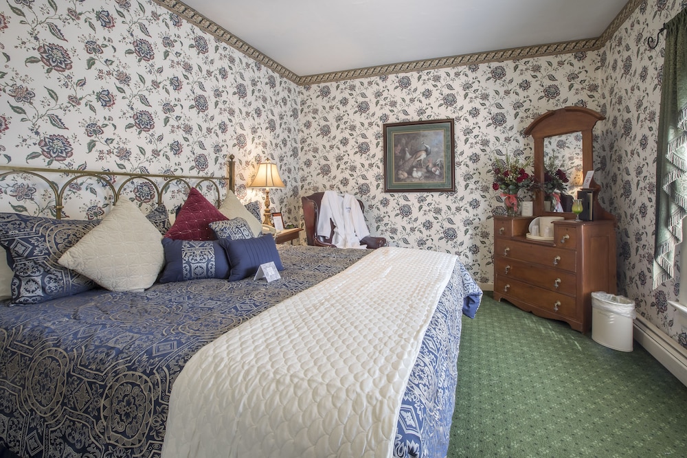 Stroudsmoor Country Inn - photo 4