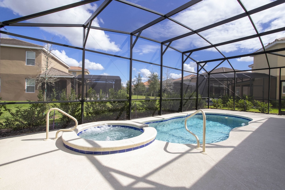 Gorgeous 5Bd w Pool & Jacuzzi @ Solterra Resort 6071 - photo 42