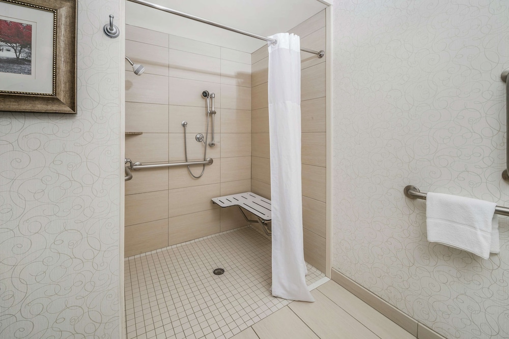 Hampton Inn & Suites Tulsa Catoosa - photo 30