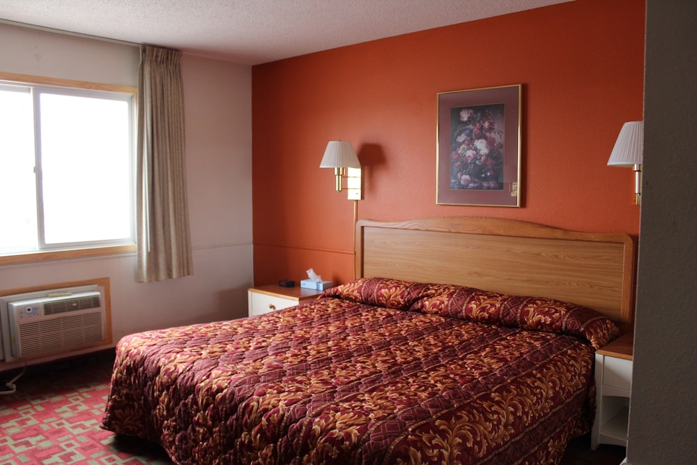 East Grand Inn - photo 13