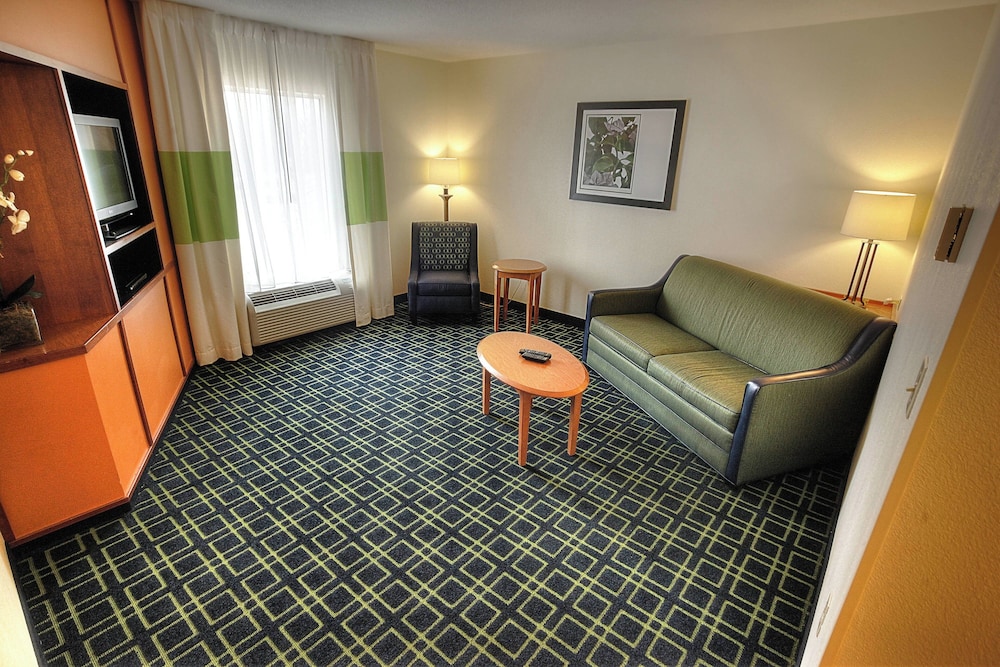 Fairfield Inn & Suites by Marriott Mt. Vernon Rend Lake - photo 16