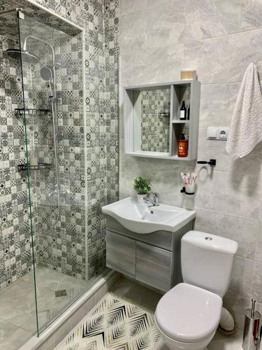 Niko Pirosmani 3 room apartment in Old Tbilisi