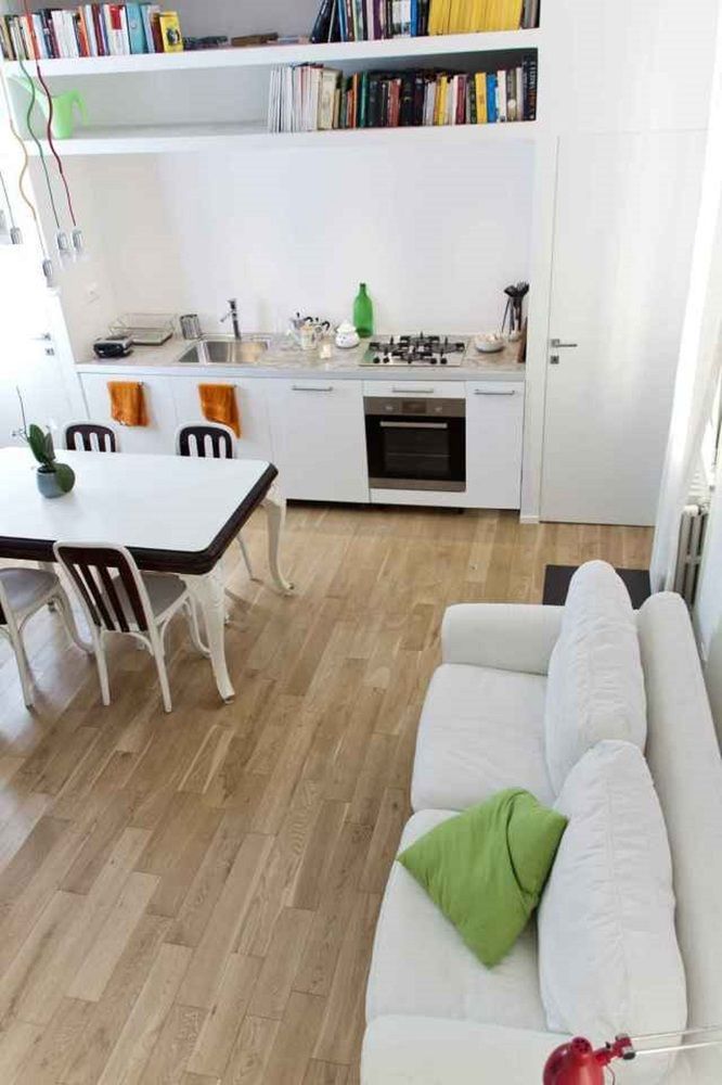 YR Apartments Central Station 5 Min Walk to Metro & Trains — 4-Star Luxury Hotel in Milan, Italy