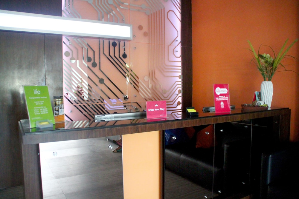 ZEN Rooms Basic Kusuma Bangsa - last minute hotel in Surabaya