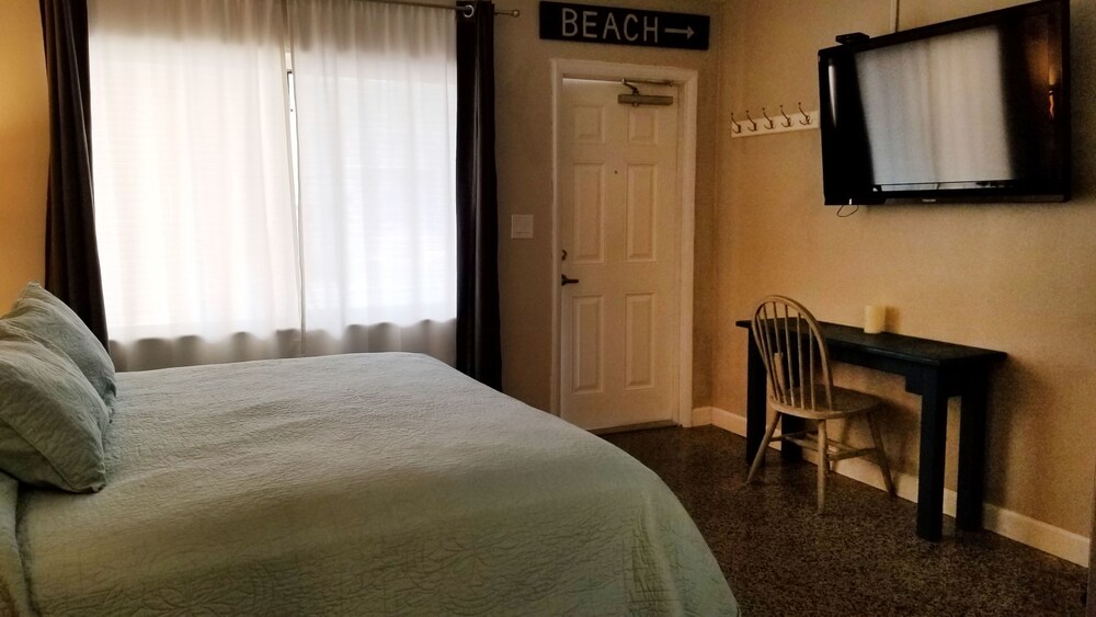 Redington Surf Resort - photo 8