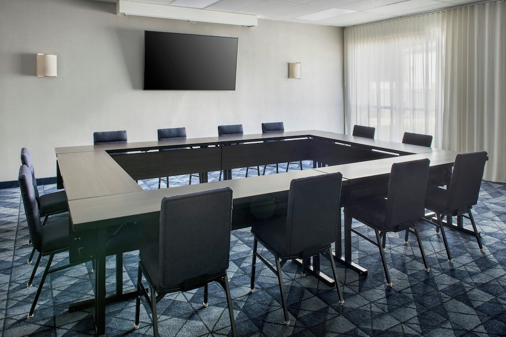 Courtyard by Marriott Rye - photo 45