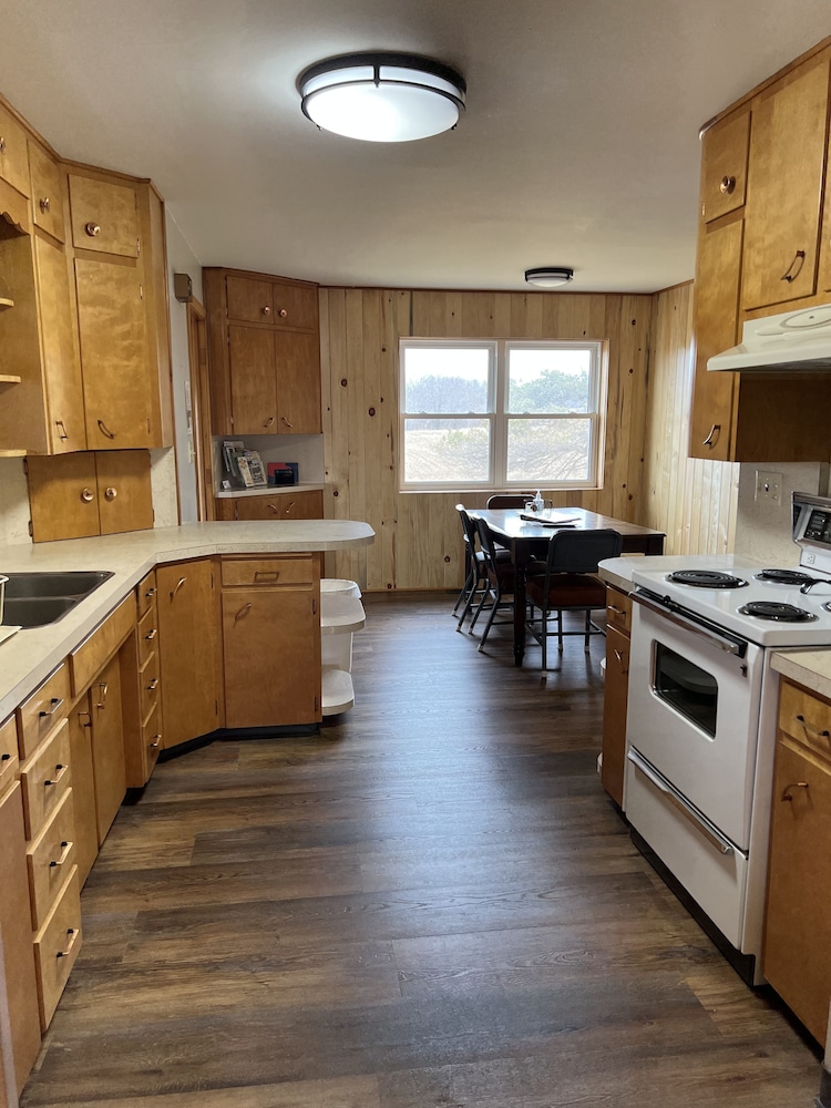 Sunset Pines Resort - featured photo