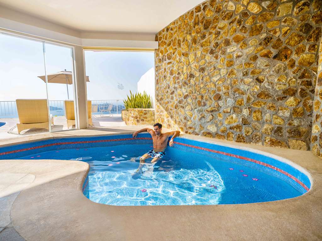 Las Brisas Acapulco Master Suite Inout