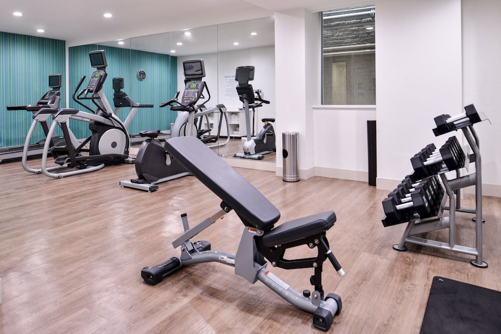 Holiday Inn Express New Orleans Arts District by IHG - photo 29