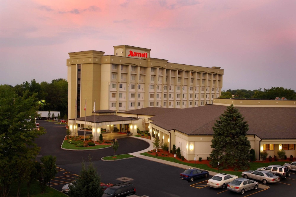 Rochester Airport Marriott — Rochester