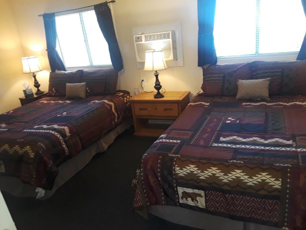 Pinewoods Resort - photo 6