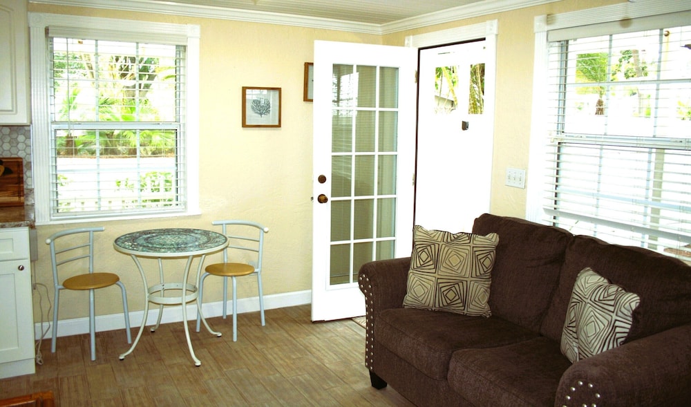Pirate's Pointe Resort - photo 40