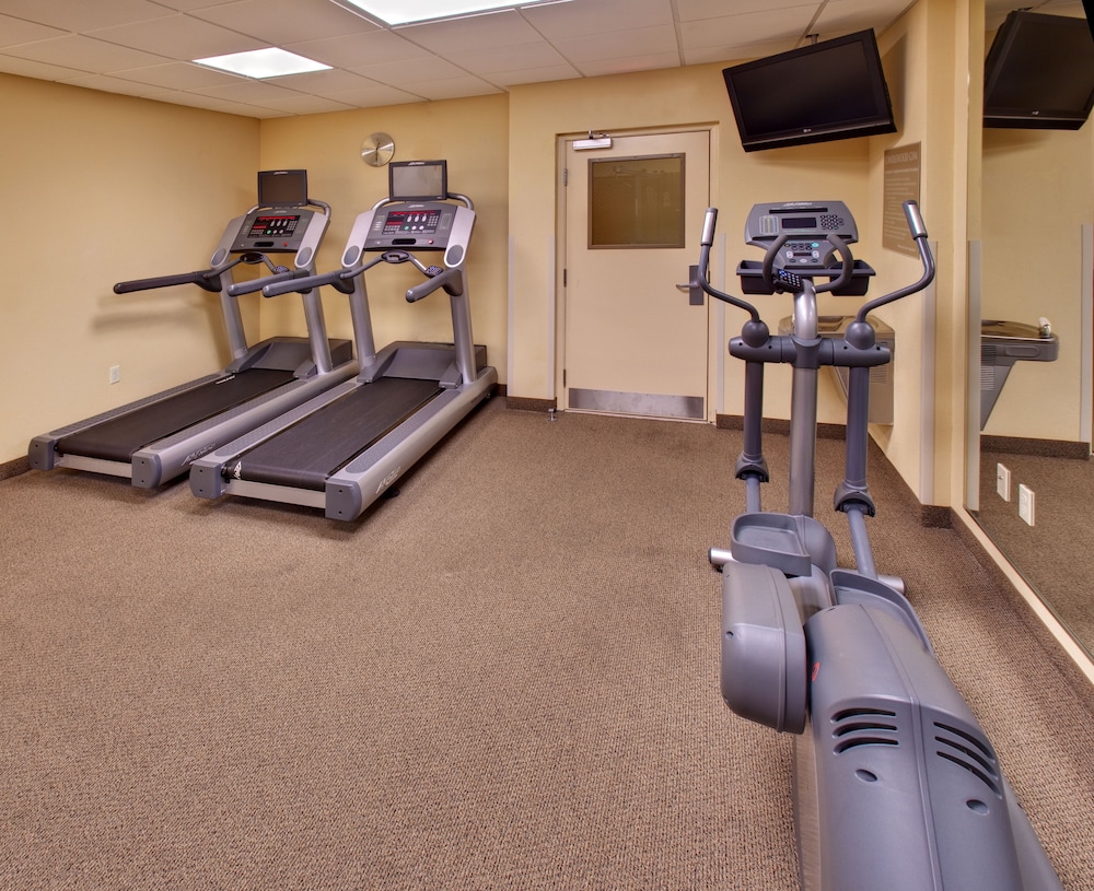 Candlewood Suites Omaha Airport by IHG - photo 21